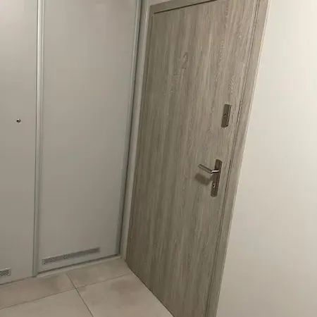 Apartman Cyprysowa Fine Varsó
